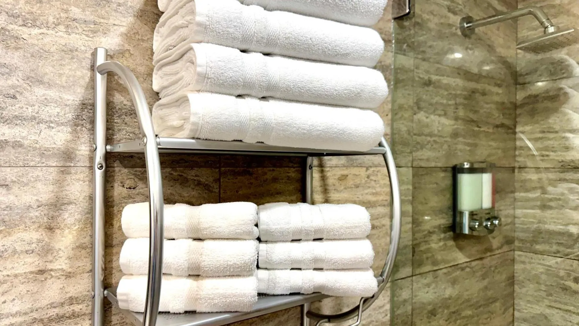 Casa vacanze Iresidence In Toronto - Fantastic Vacation Home With Breakfast